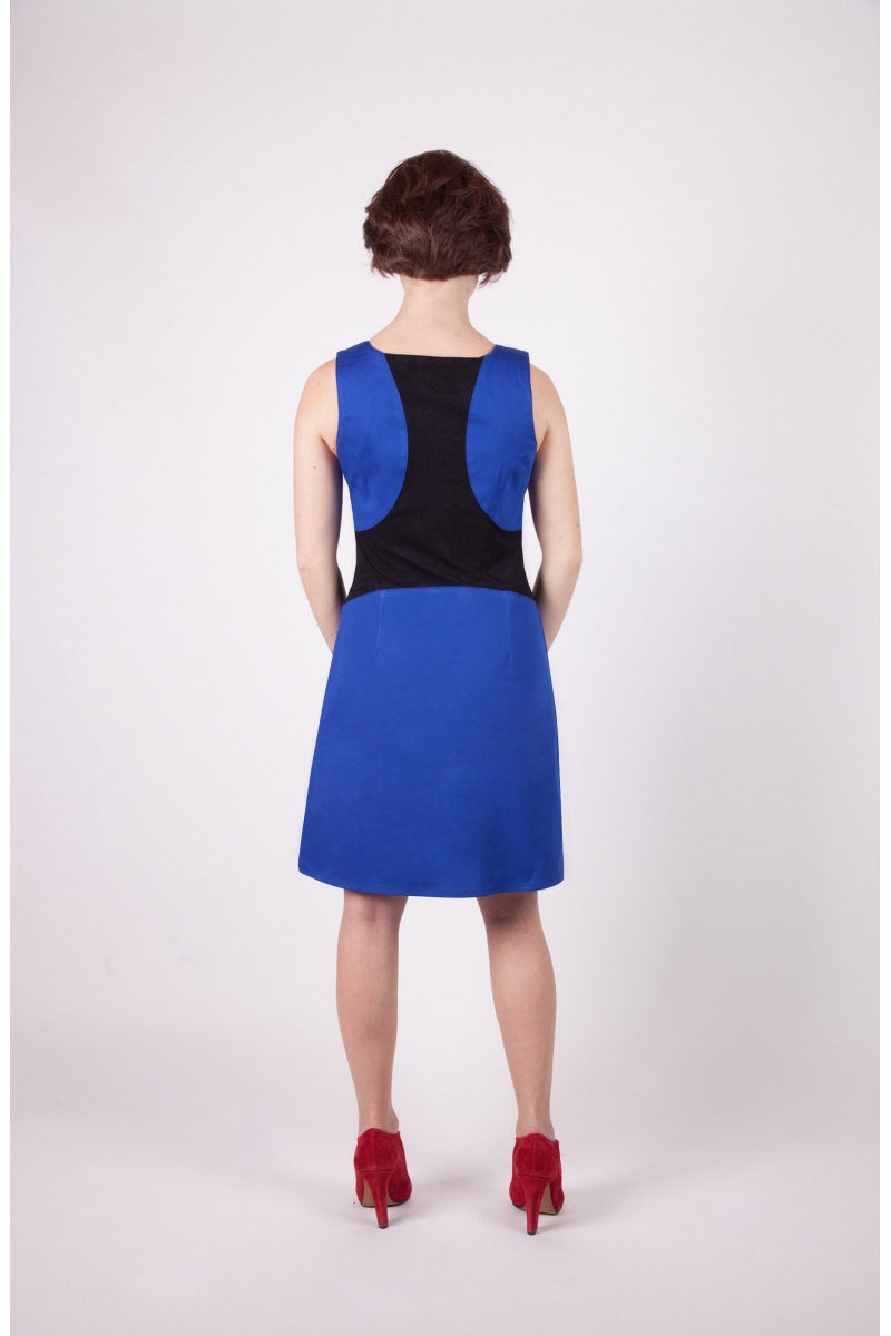 Robe tifia chilia rouge recto agreable a porter vetement createur a prix abordable