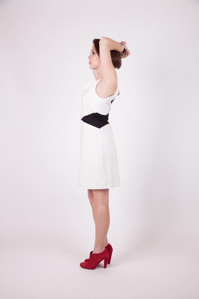 Robe tifia chilia rouge recto agreable a porter vetement createur a prix abordable